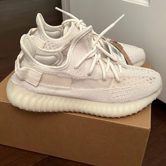 Adidas Yeezy Boost 350 V2 Original Bone 6 New in Box Receipt - Picture 1 of 10